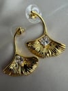 Kıvrımlı Yelpaze Küpe(Gold)