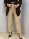 DÜZ PAÇA KEMERLİ BEJ PANTOLON