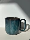 DEEP BLUE MUG