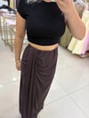 KAHVERENGİ YIRTMAÇLI MODAL ETEK