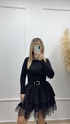 SİYAH DANTEL DETAYLI KEMERLİ MİNİ ETEK