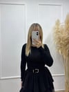 SİYAH DANTEL DETAYLI KEMERLİ MİNİ ETEK