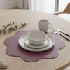 Premium Çift Yüz Kenar Dikişli Deri Amerikan Servis – Bordo Renk 33×33 cm 