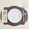 Premium Çift Yüz Kenar Dikişli Deri Amerikan Servis – Vizon Renk 33×44 cm 
