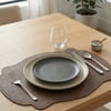 Premium Çift Yüz Kenar Dikişli Deri Amerikan Servis – Vizon Renk 33×44 cm 