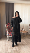 Siyah Kayık Yaka Triko