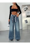 Desenli Kuşak Detaylı Geniş Paça Mavi Denim Pantolon