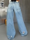 HerTon Kadın %100 Pamuk Wide-Leg Geniş Paça Eskitme Detaylı Jean Pantolon - Açık Mavi Denim
