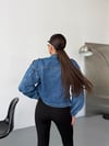 Kadın Crop Vatkalı Denim Ceket Fermuarlı Çift Cepli Jean Ceket