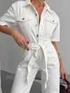 Kadın Denim Tulum Geniş Paça Kısa Kollu Kuşaklı Pamuklu Jean Tulum