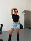 Kadın Yüksek Bel Asimetrik Çapraz Düğmeli Mini Denim Etek