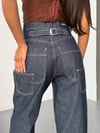 Koyu Denim Geniş Paça Kemer Detaylı Jean