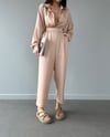 Oversize Düşük Omuz Gömlek ve Havuç Paça Pantolon Set Takım