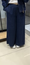 ARKASI LASTİKLİ BOL PAÇA PANTOLON