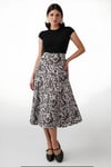 Kadın Açık Bej Zebra Desenli Saten Yüzeyli Beli Lastikli Midi Boy Etek Hzl23S-BD1101471