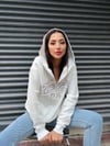 Kadın Beyaz Baskılı Kapüşonlu Fermuarlı Oversize Sweatshirt HZL24W-ZK12741