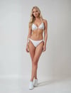 Kadın Beyaz Boyundan İp Bağlamalı Üçgen Bikini Takımı HZL25S-LC5005