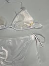 Kadın Beyaz Boyundan İp Bağlamalı Üçgen Bikini Takımı HZL25S-LC5005