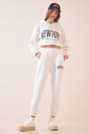 Kadın Beyaz Kapüşonlu Baskılı Polarlı Üstü Crop İçi Şardonlu Eşofman Takımı HZL23W-BD1553971