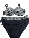 Kadın Beyaz Zincir Desenli Büyük Beden Astarlı Siyah Bikini Takım HZL25S-LC3303
