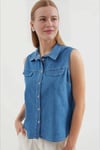 Kadın Denim Kolsuz Metal Düğmeli Cep Aksesuarlı Kot Gömlek HZL24S-BD1202571