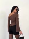 Kadın Kahve Asimetrik Kesim İspanyol Kol Beli Büzgülü Sandy Bluz HZL25W-FRY123591
