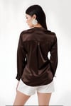 Kadın Kahverengi Hafif Dökümlü Saten Yüzeyli Gömlek HZL22W-BD139641