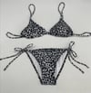 Kadın Leopar Siyah Boyundan İp Bağlamalı Üçgen Bikini Takımı HZL25S-LC5005