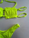 Kadın Neon Yeşil İp Bağlamalı Büzgülü Straplez Bikini Takım HZL25S-LC2226