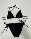 Kadın Siyah Boyundan İp Bağlamalı Üçgen Bikini Takımı HZL25S-LC5005