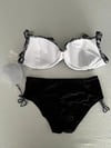 Kadın Siyah Taş İşlemeli Toka Aksesuarlı Bikini Takım HZL25S-LC3311
