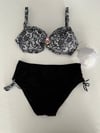 Kadın Siyah Taş İşlemeli Toka Aksesuarlı Bikini Takım HZL25S-LC3311
