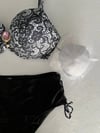Kadın Siyah Taş İşlemeli Toka Aksesuarlı Bikini Takım HZL25S-LC3311