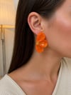 Turuncu Renk Yarım Çiçek Akrilik Küpe (6 cm)