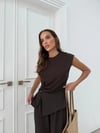 AKSESUAR DETAY BLUZ VE PANTOLONLU GOFRE İKİLİ TAKIM KAHVE