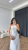 Askılı Yaka ve Etek Dantel Detay Uzun Elbise Beyaz 2390