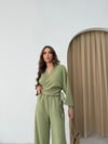 BEL BAGLAMALI BLUZ VE PANTOLONLU KETEN İKİLİ TAKIM HAKİ