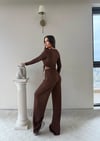 Bel Büzgülü Gofre Bluz ve Pantolonlu Gofre Takım Kahve 2047
