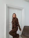 BEL KEMER DETAY FERMUARLI HIRKA VE PANTOLONLU MODAL İKİLİ TAKIM KAHVE
