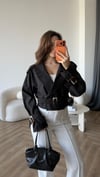 Bel Kuşaklı Astarlı Kısa Trençkot Siyah 2416