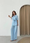BEL KUŞAKLI DÜĞME DETAY BLUZ VE PANTOLONLU KETEN İKİLİ TAKIM MAVİ