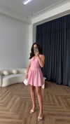 Çizgili Ön ve Arka V Yaka Etek Volanlı Gofre Elbise Pembe 2391