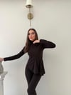 Dik Yaka Bel Asimetrik Drape Detay Bluz ve Pantolonlu Crep İkili Takım Acı Kahve