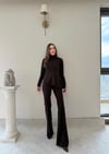 Dik Yaka Bel Asimetrik Drape Detay Bluz ve Pantolonlu Crep İkili Takım Acı Kahve