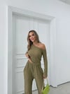 DÜŞÜK OMUZ BLUZ VE PANTOLONLU GOFRE İKİLİ TAKIM HAKİ