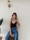 İp Askılı Degaje Yaka Dantel Detay Sandy Bluz Acı Kahve 2199