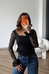 Kare Yaka Asimetrik Detay Dantel Bluz Siyah 2498