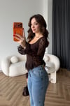 Kare Yaka Asimetrik Detay Dantel Bluz Kahve 2498