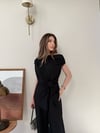 Kayık Yaka Bel Burgu Detay Asimetrik Bluz ve Pantolonlu Gofre İkili Takım Siyah 2335