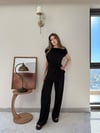 Kayık Yaka Bel Burgu Detay Asimetrik Bluz ve Pantolonlu Gofre İkili Takım Siyah 2335